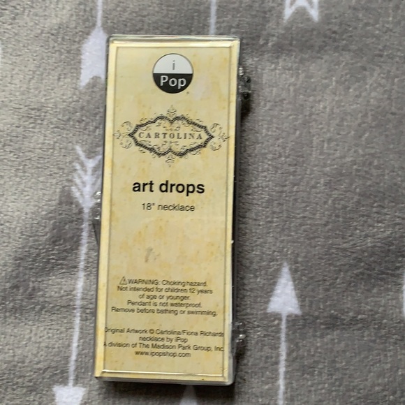 Cartolina 18” art drop butterfly necklace by iPop, NIB - Picture 3 of 7